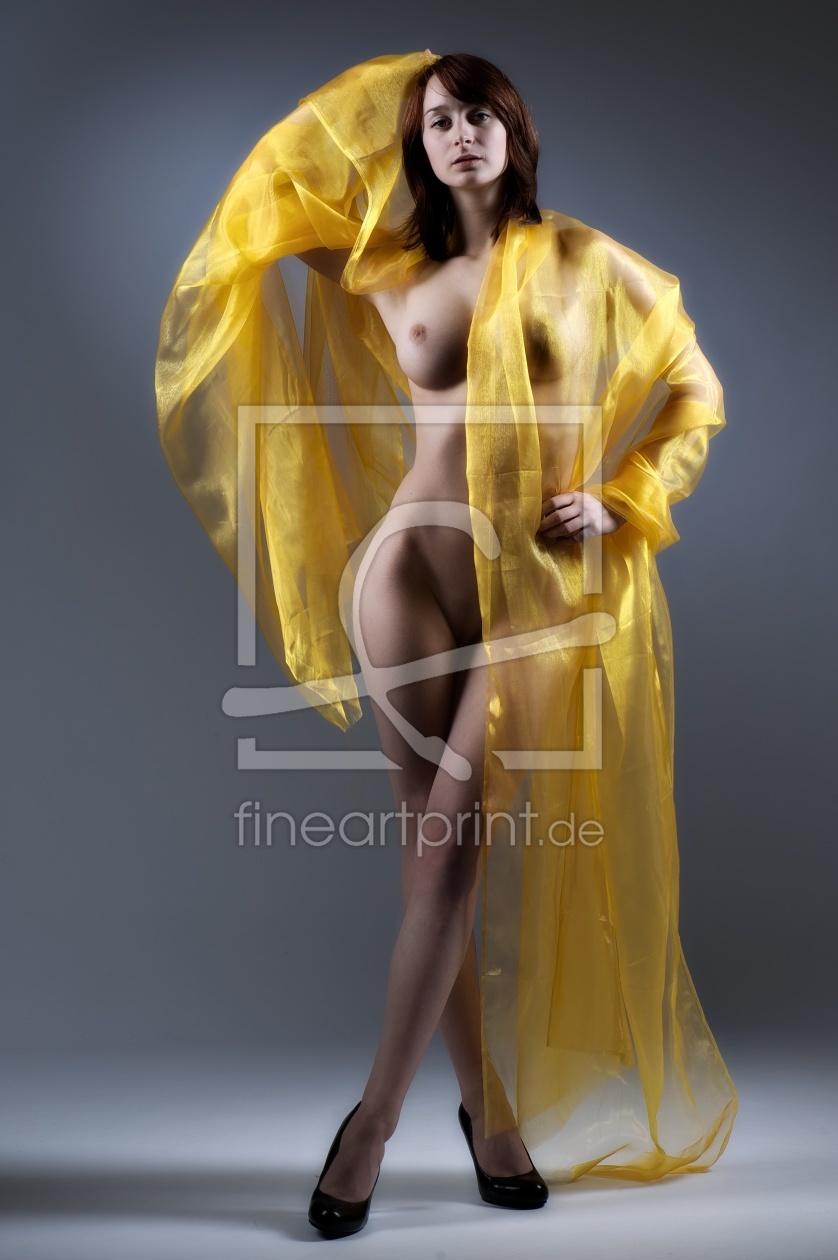 Bild-Nr.: 10304457 Joelina mit gelbem Tuch erstellt von Foto-Volb