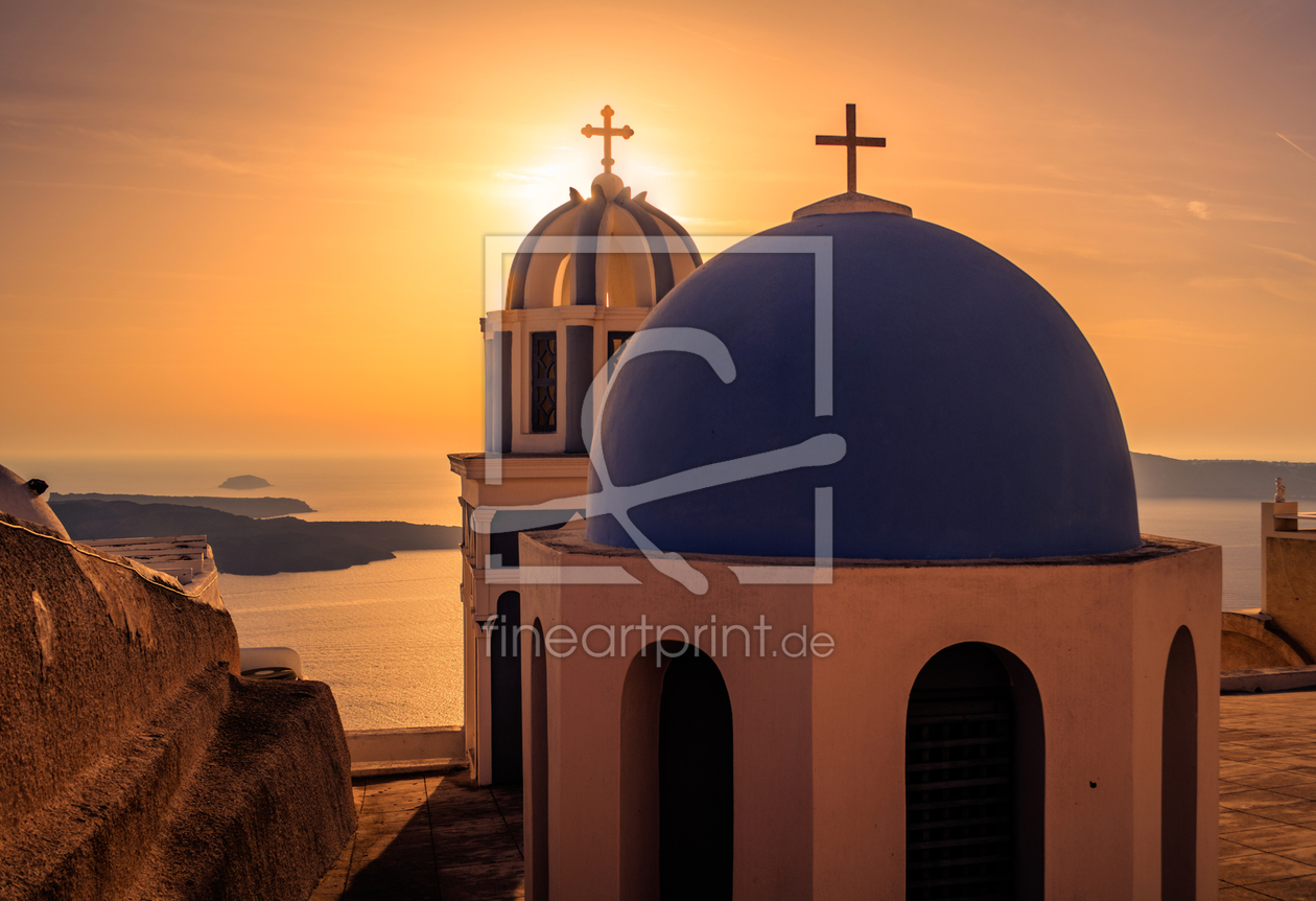 Bild-Nr.: 10699889 Santorini Kirchentürme  bei Sonnenuntergang erstellt von Jean Claude Castor