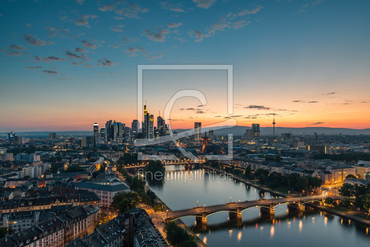 Bild-Nr.: 11884097 Frankfurt Skyline nach Sonnenuntergang erstellt von Robin-Oelschlegel-Photography