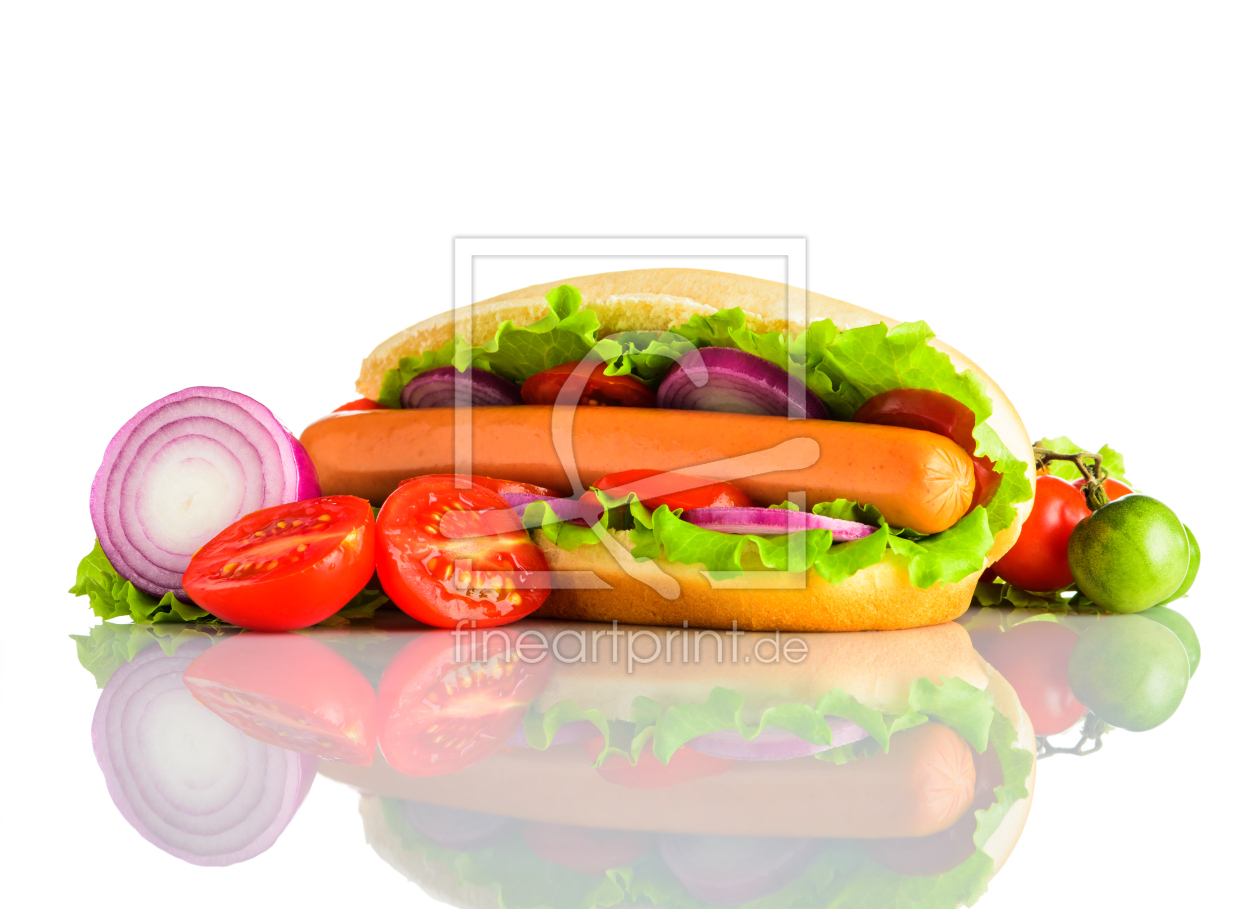 Bild-Nr.: 11920915 Hot Dog mit Gemüse auf Weißem Hintergrund erstellt von xfotostudio