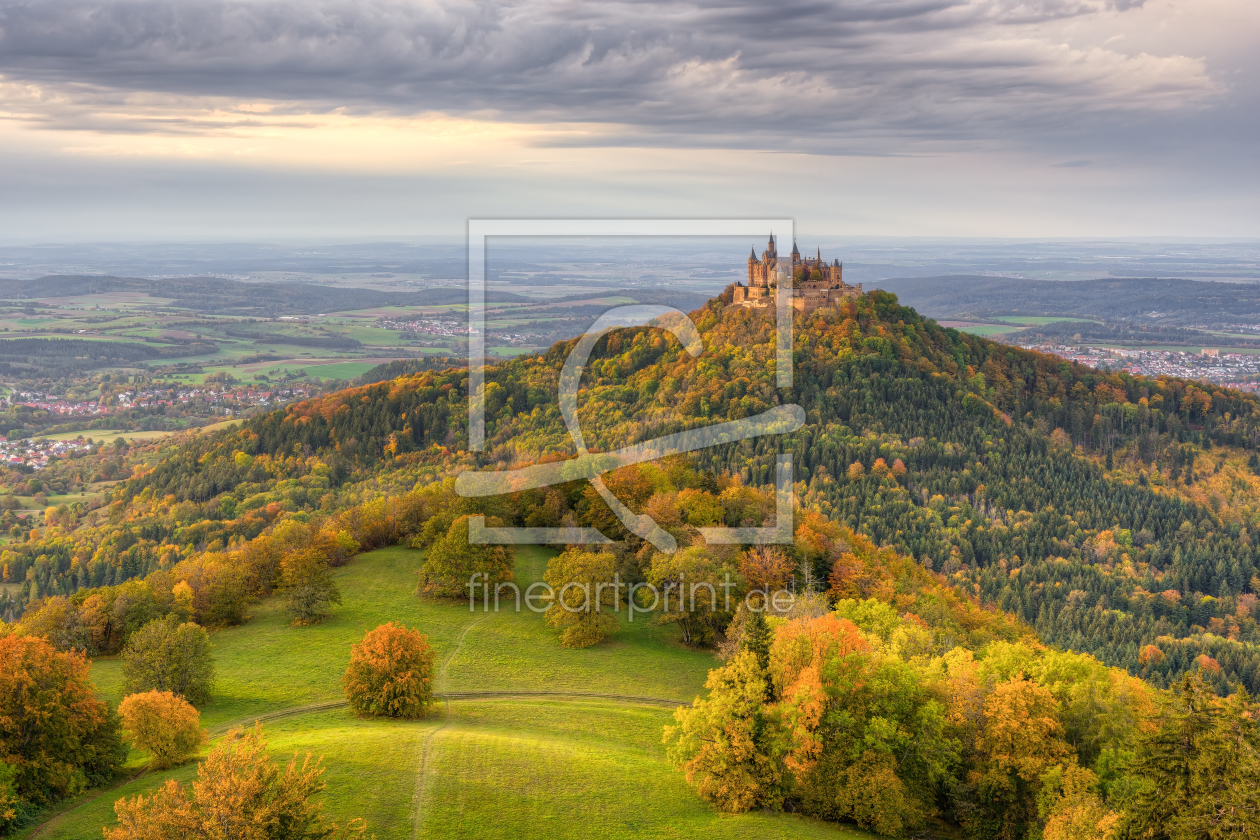 Bild-Nr.: 12392865 Goldener Herbst bei der Burg Hohenzollern erstellt von Michael Valjak