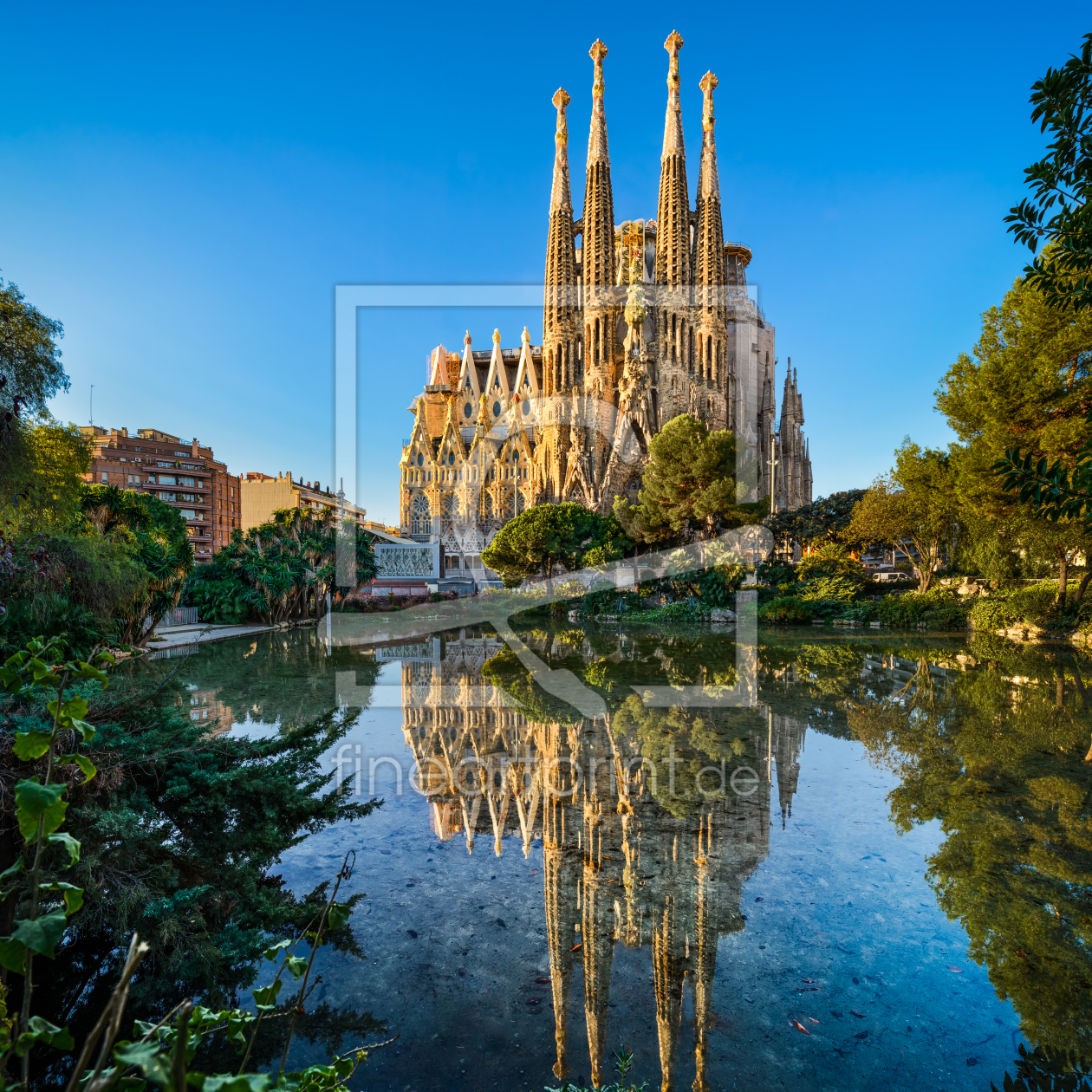 Bild-Nr.: 12432453 Sagrada Familia in Barcelona erstellt von Mapics