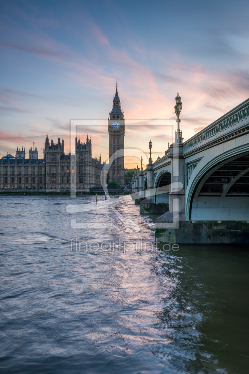 Bild-Nr.: 12432804 Westminster Bridge und Big Ben bei Sonnenuntergang erstellt von eyetronic