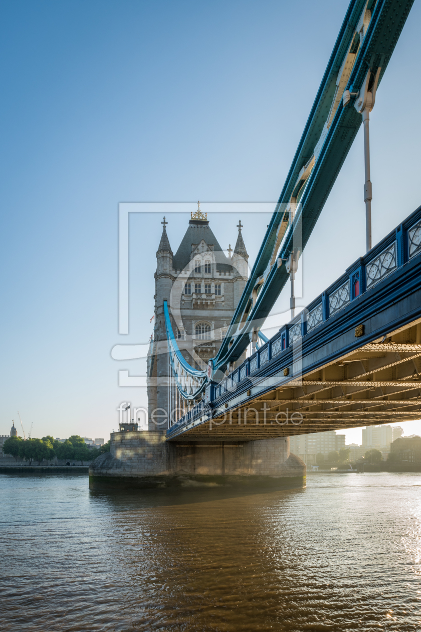 Bild-Nr.: 12433500 Sonnenaufgang an der Tower Bridge in London erstellt von eyetronic
