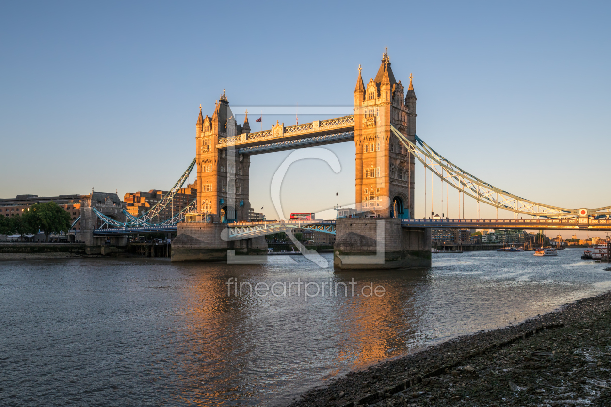 Bild-Nr.: 12433947 Sonnenuntergang an der Tower Bridge in London erstellt von eyetronic