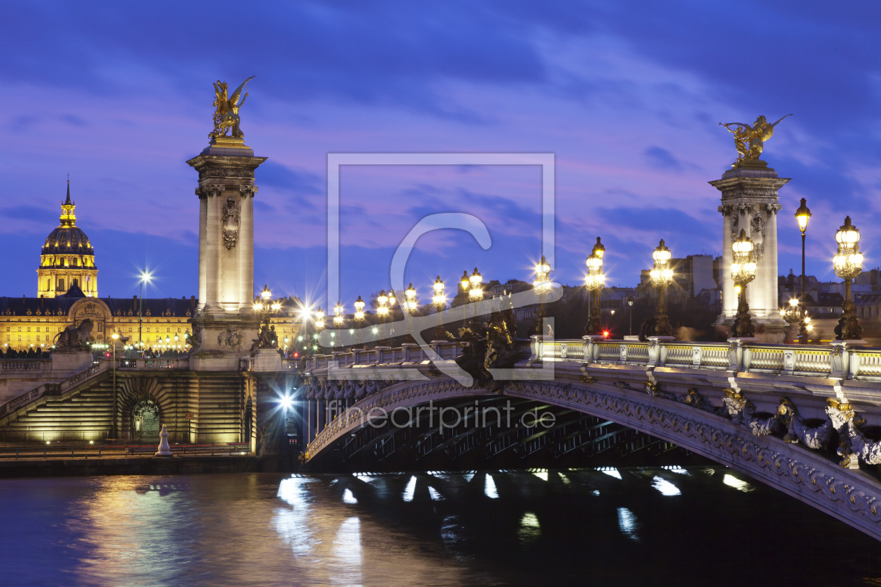 Bild-Nr.: 12438544 Pont Alexandre und Invalidendom in Paris bei Nacht erstellt von KundenNr-360966