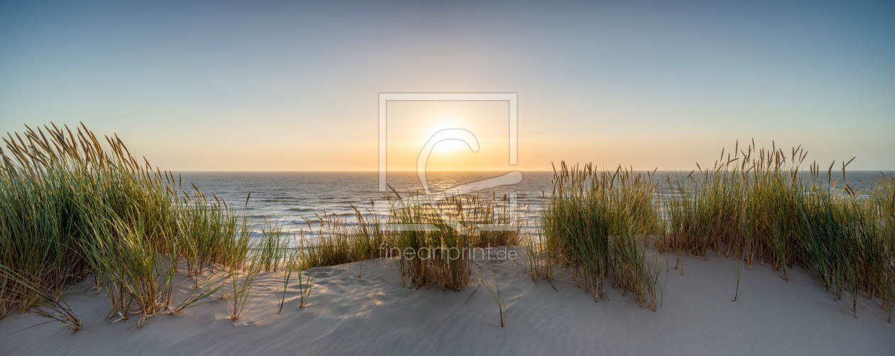 Bild-Nr.: 12475981 Sonnenuntergang am Strand erstellt von eyetronic