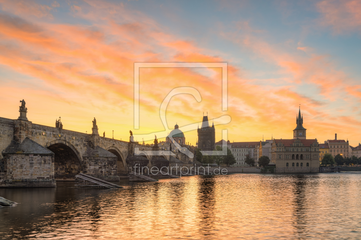 Bild-Nr.: 12483007 Sonnenaufgang in Prag erstellt von Michael Valjak