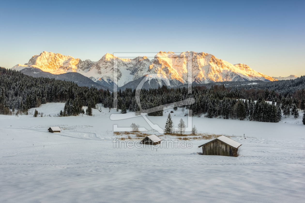 Bild-Nr.: 12496340 Alpenglühen am Karwendelgebirge im Winter erstellt von Michael Valjak