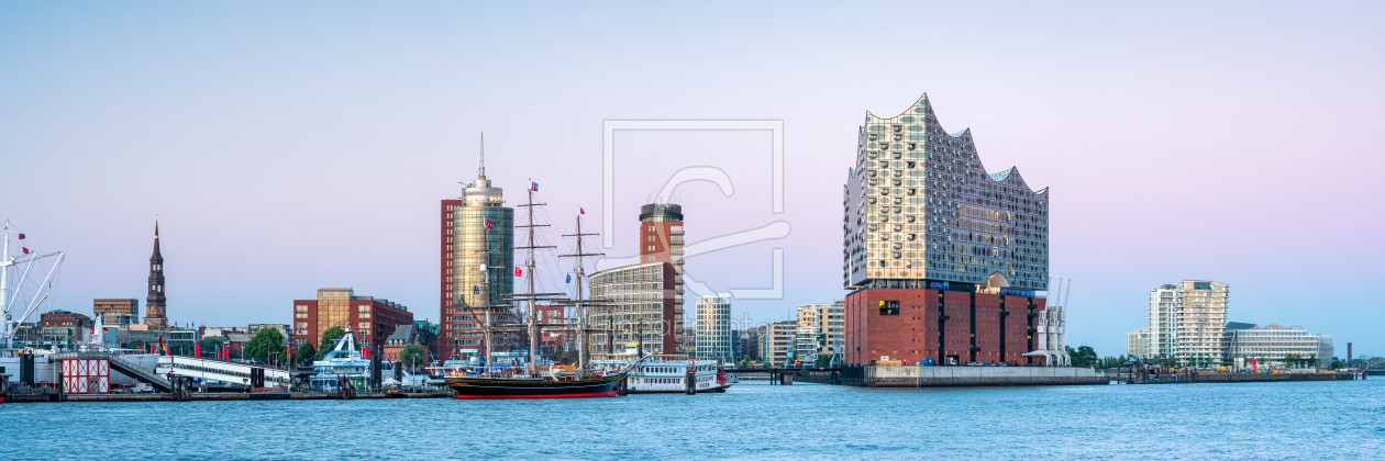 Bild-Nr.: 12540513 Hamburger Hafen Panorama erstellt von eyetronic