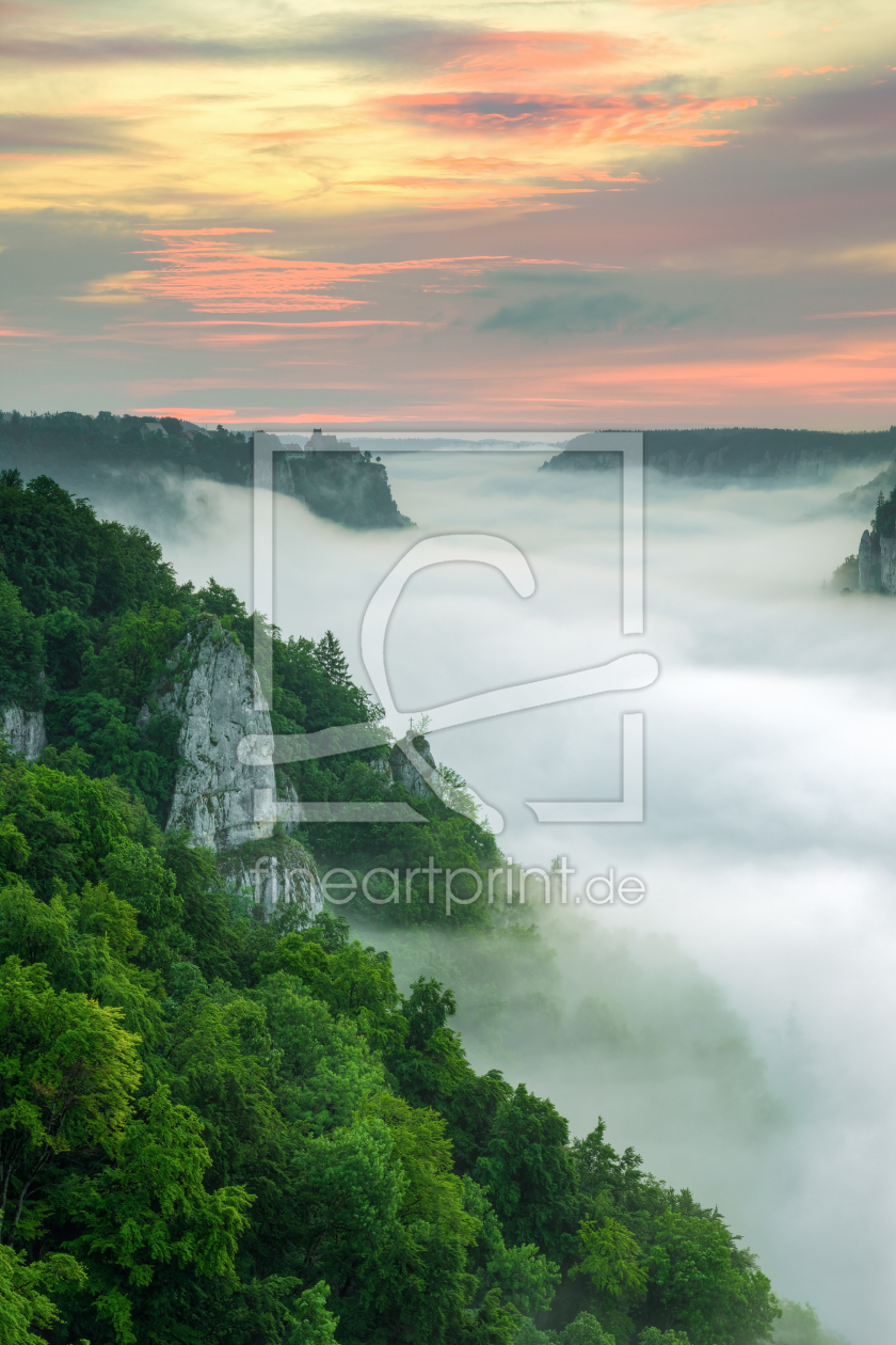 Bild-Nr.: 12543026 Über dem Nebelmeer im Donautal erstellt von Michael Valjak