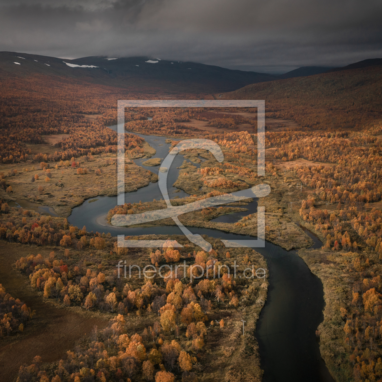 Bild-Nr.: 12545534 Fluss in Lappland im Herbst in Schweden von oben erstellt von BastianLinder