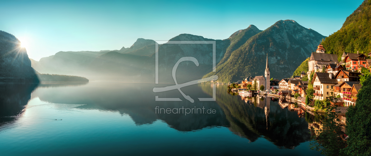 Bild-Nr.: 12579581 Österreichisches Hallstatt im mogentlichem Licht erstellt von Smileus