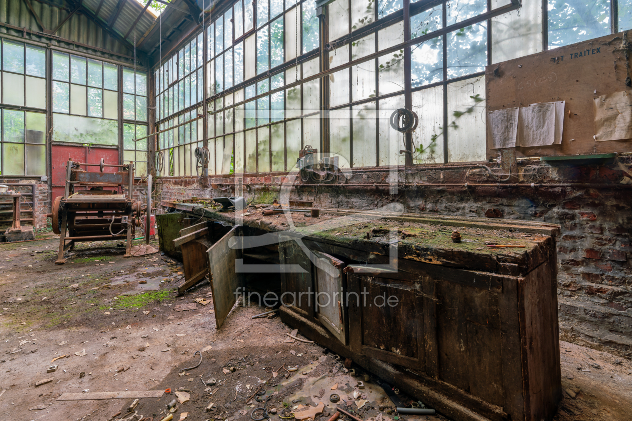Bild-Nr.: 12644805 In der Werkstatt der aufgegebenen Textilfabrik erstellt von volker heide