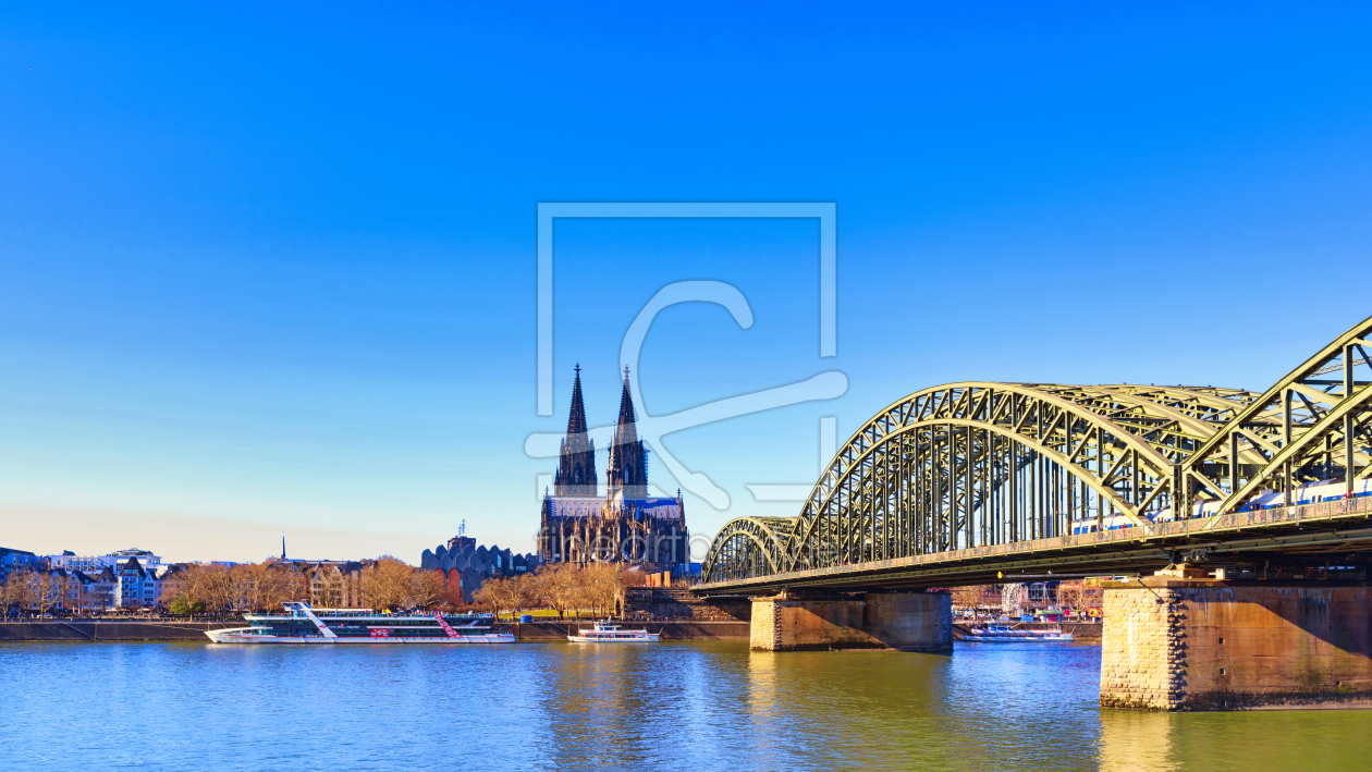 Bild-Nr.: 12891279 Skyline Kölner Dom mit Brücke erstellt von XYRIUS
