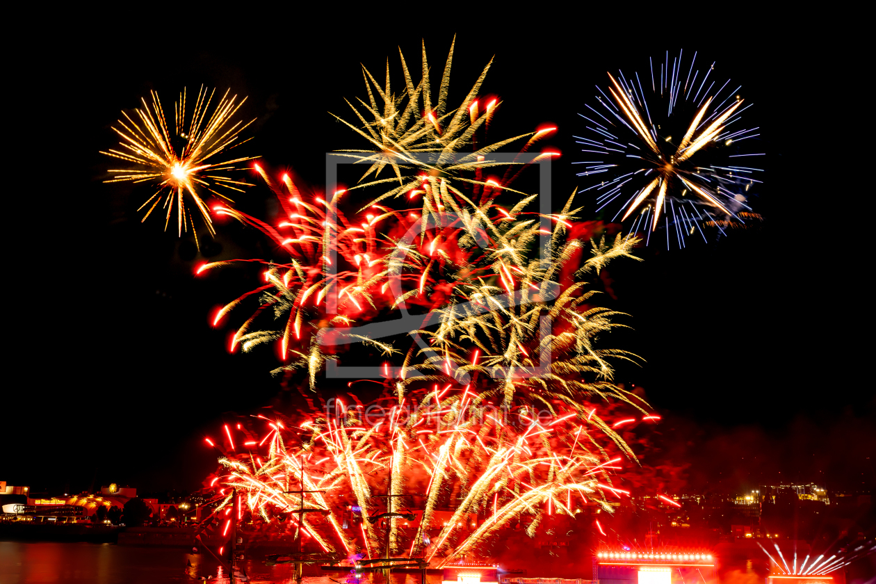 Bild-Nr.: 12895347 Hamburg Hafenfest - Hafengeburtstag mit Feuerwerk erstellt von uh-Photography