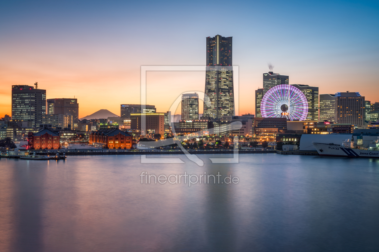 Bild-Nr.: 12895361 Yokohama Skyline mit Berg Fuji erstellt von eyetronic