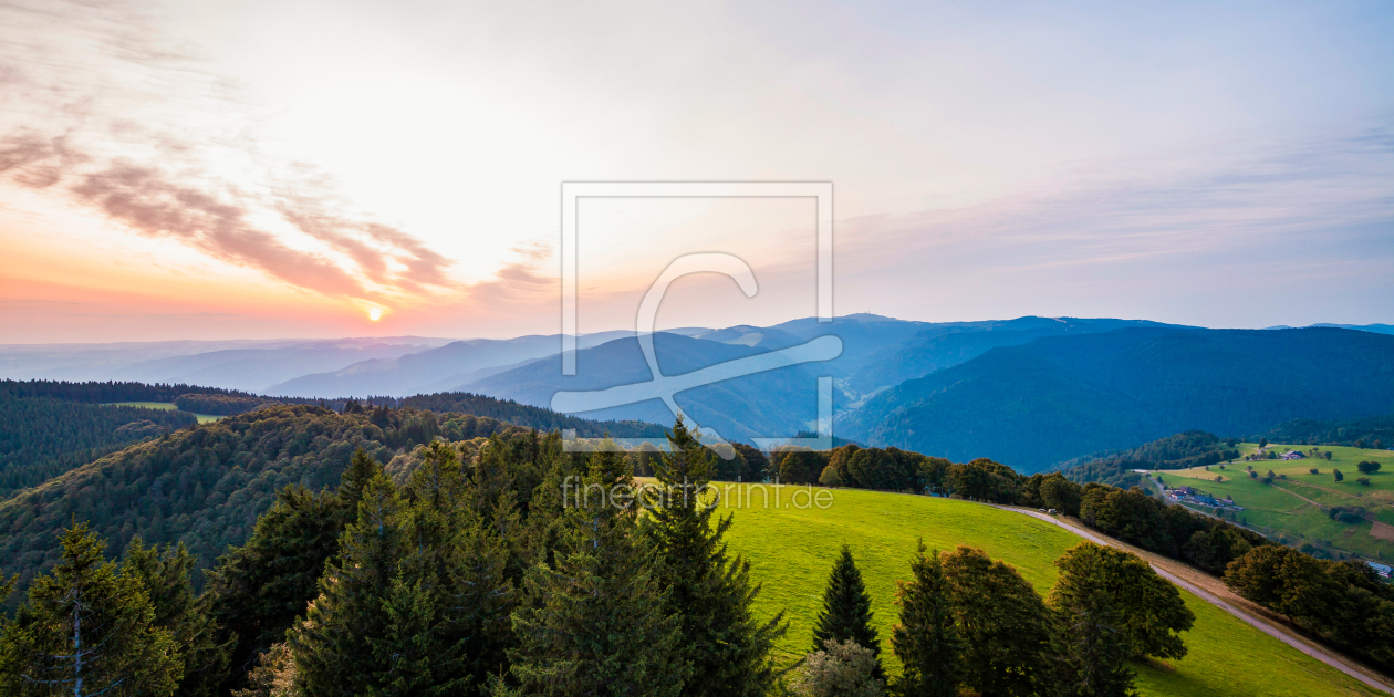Bild-Nr.: 12936365 Sonnenaufgang am Schauinsland im Schwarzwald erstellt von dieterich