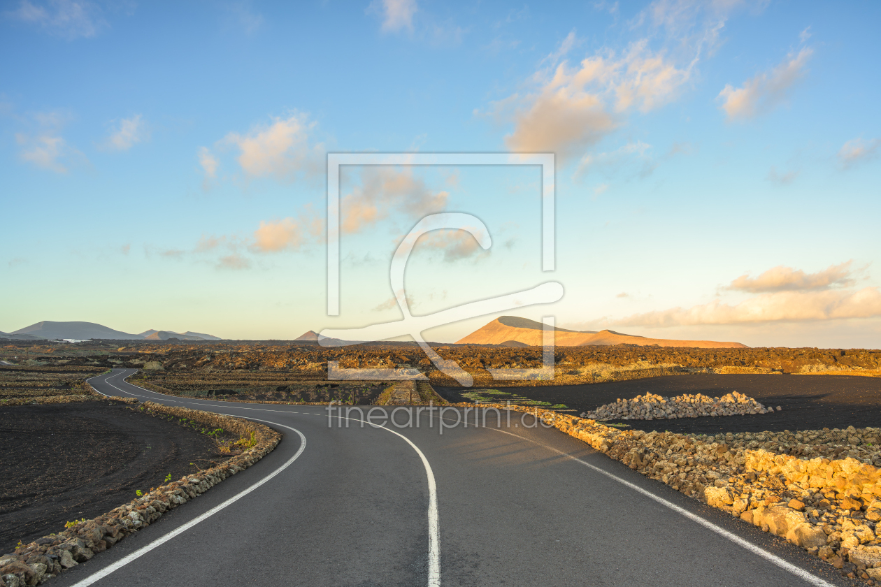 Bild-Nr.: 12936435 Straße zu den Vulkanen auf Lanzarote erstellt von Michael Valjak