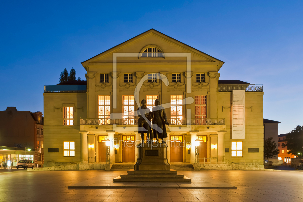 Bild-Nr.: 12939737 Deutsches Nationaltheater in Weimar am Abend erstellt von dieterich