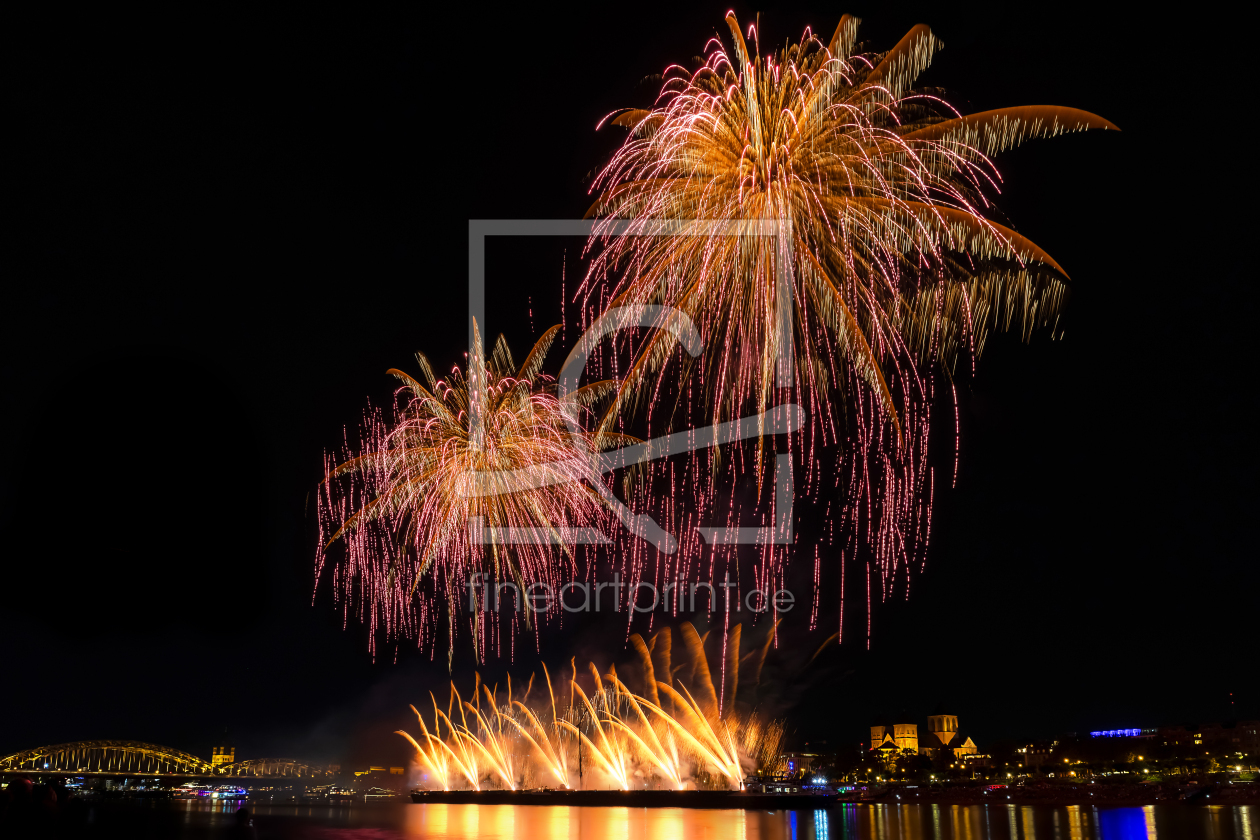 Bild-Nr.: 12968407 Kölner Lichter 2026 - Skyline Feuerwerk erstellt von uh-Photography