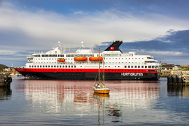 Schiff Nordnorge Hurtigruten/12821482