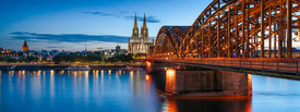 Köln Skyline Panorama am Abend/12851517