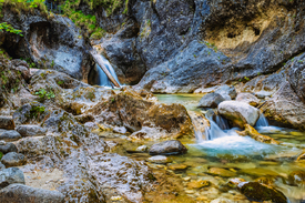 Wasserfall - Almbachklamm bei Berchtesgaden /12852356