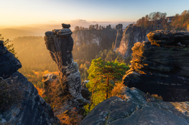 Sonnenaufgang im Elbsandsteingebirge - Bastei/12913858