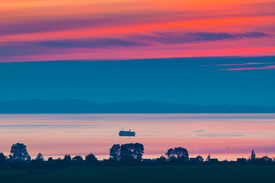 Schiff auf Jasmunder Bodden am Abend/12920801