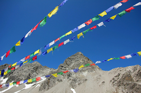 Gebetsfahnen im Gebirge/12922881