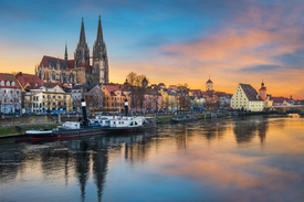 Sonnenuntergang in Regensburg/12953618