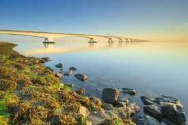 Morgens an der Zeelandbrücke/12967086