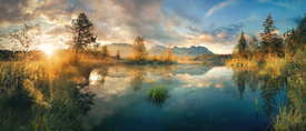 Malerische Seenlandschaft mit Berg in Bayern/12969098