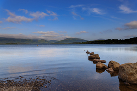 Morgenstimmung am Loch Lomond/12969507