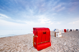 my red beach chair - 11789334 /leinwand/bigthumb/11789334.jpg