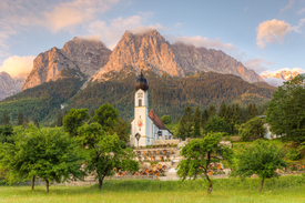 AlpenglĂŒhen in Grainau in Bayern - 12409336 /leinwand/bigthumb/12409336.jpg