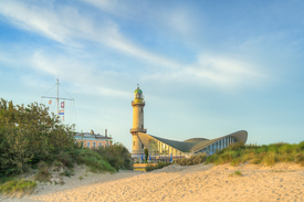 Leuchtturm und Teepott WarnemĂŒnde - 12758491 /leinwand/bigthumb/12758491.jpg